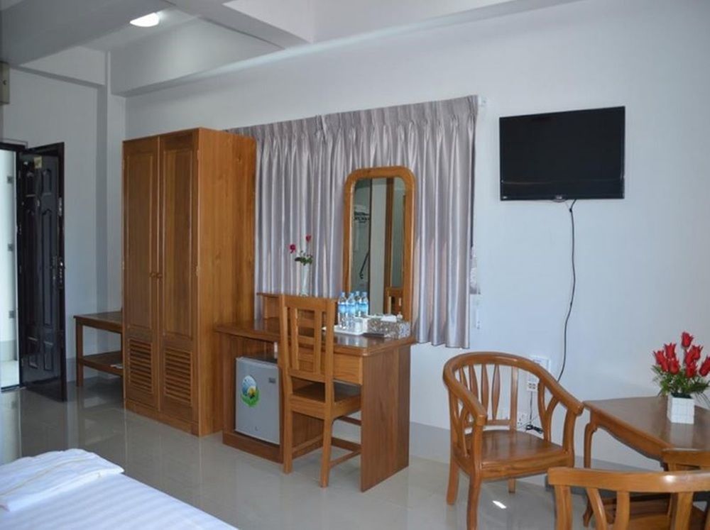 Hotel Maymyo Pyin Oo Lwin Esterno foto